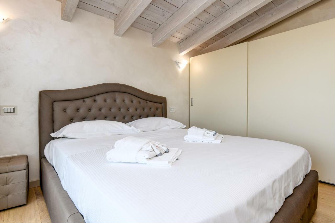My Sirmione Lake Loft Экстерьер фото