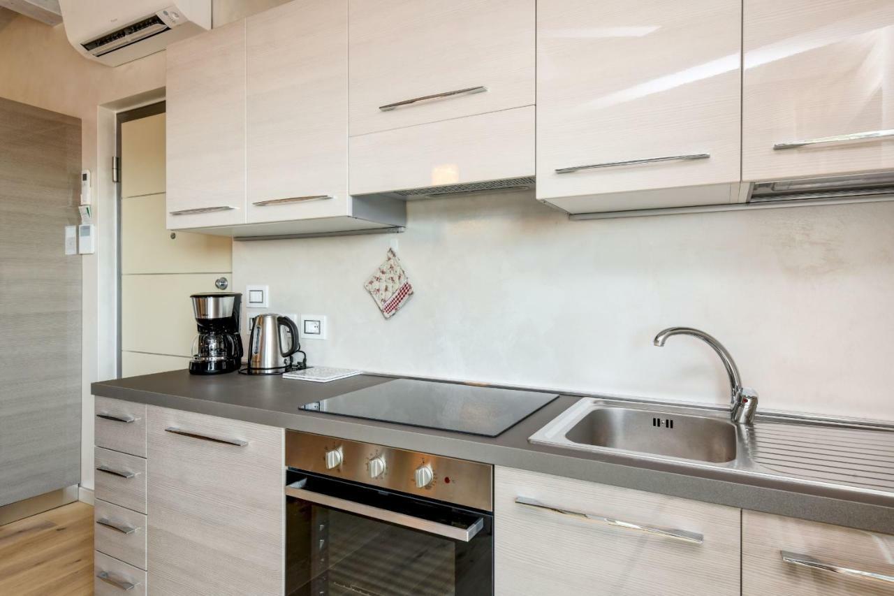 My Sirmione Lake Loft Экстерьер фото